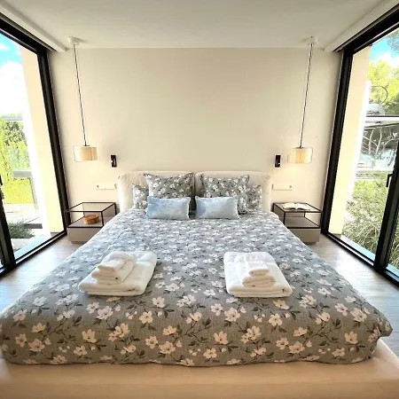 Luxury ,primera Linea De Playa Apartment Port de Alcudia (Mallorca)